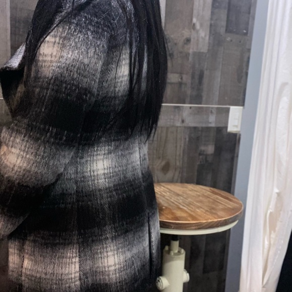 Calvin Klein Jacket - Picture 6 of 9